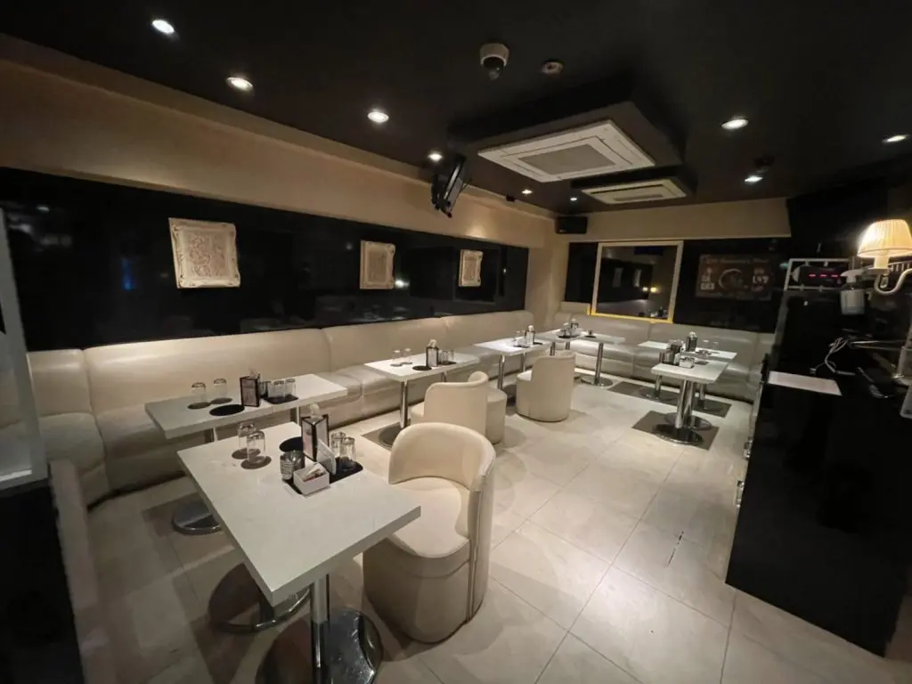 Club 粋 店内2